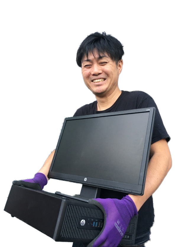 パソコンを持つREON代表の両角